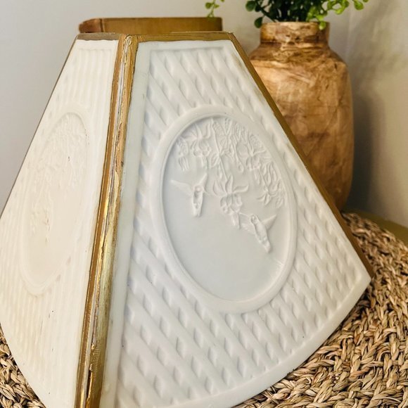 Hand made and painted lamp shade hummingbird - Picture 2 of 6